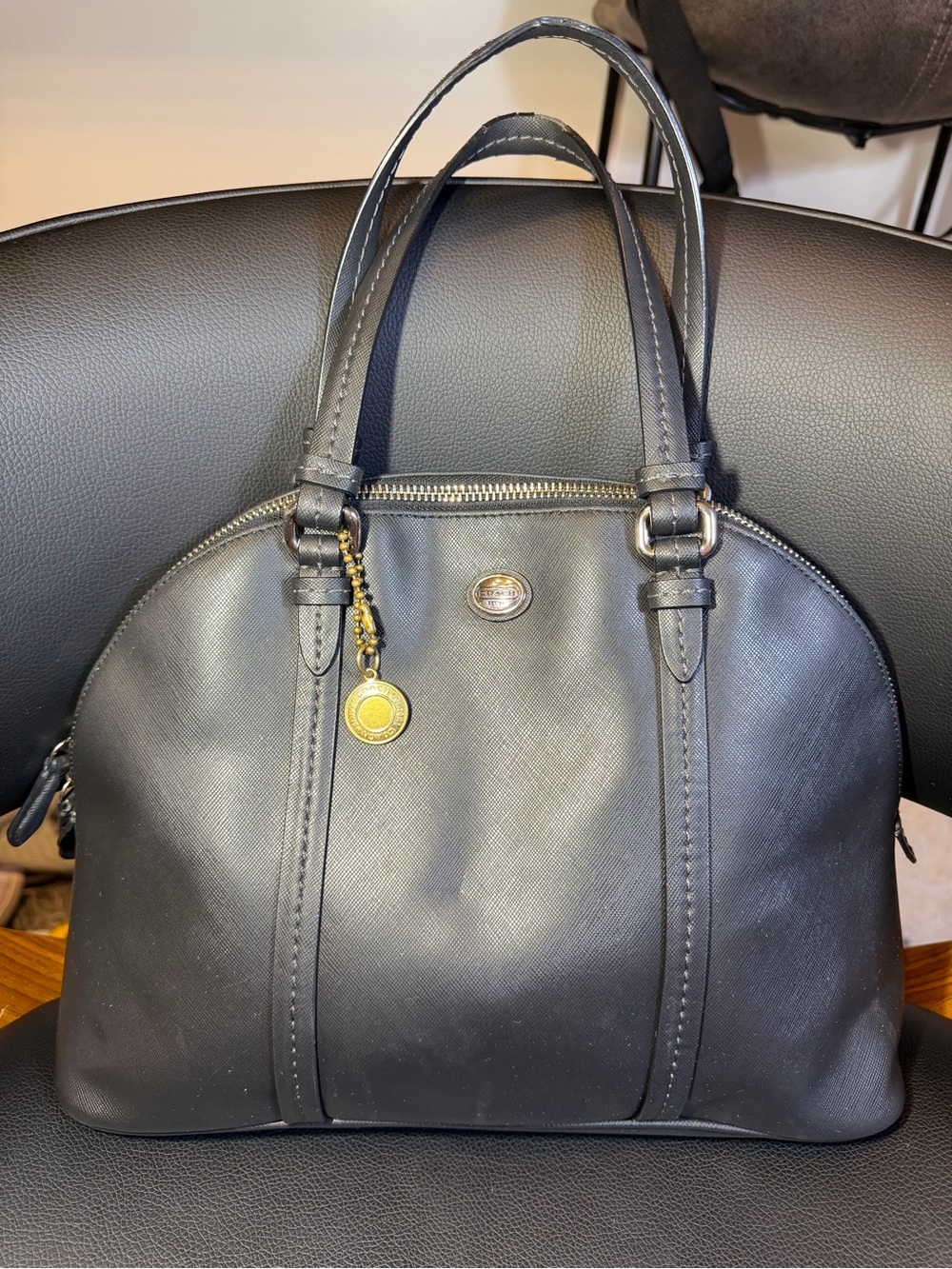 Coach F25671 Peyton Crossgrain Patent Leather Domed Satchel Purse Bag Black